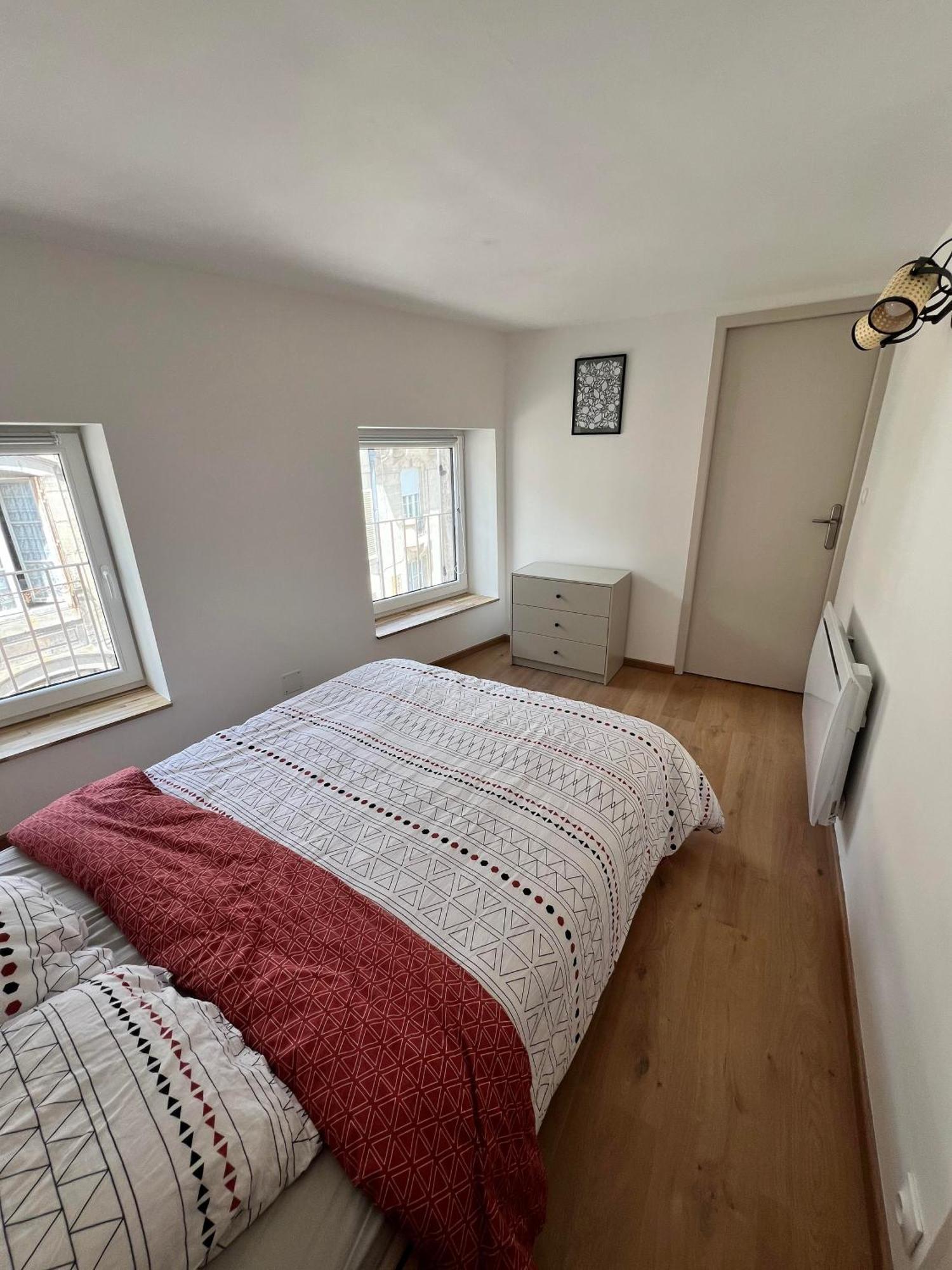 Chez Lucie&Pierre Appartement Relaxant - Centre Ville Verdun - Gere Par Prestazen'Services Dış mekan fotoğraf